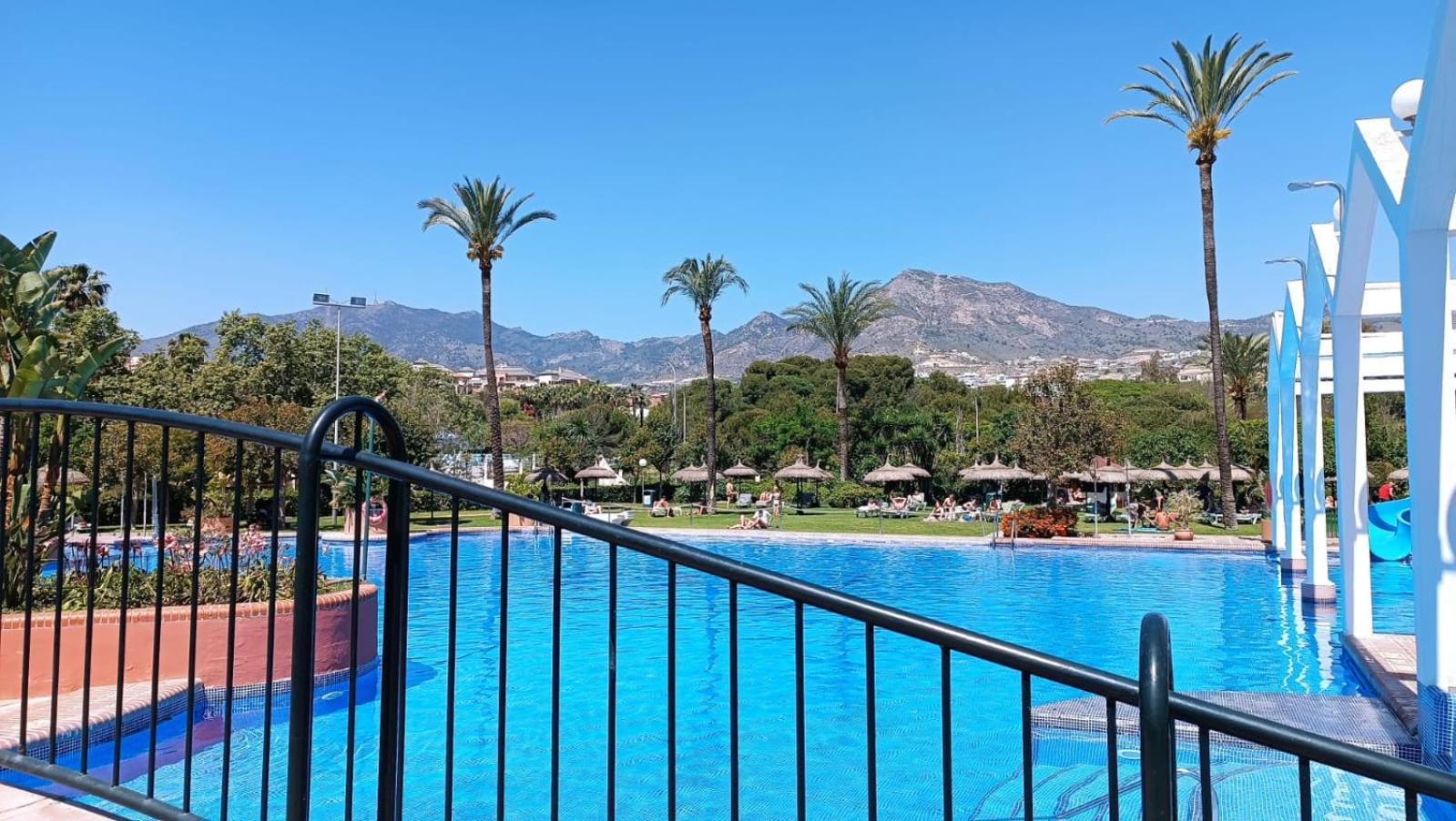 Benal Beach Vista Al Mar, Piscina Templada Benalmádena Exterior photo