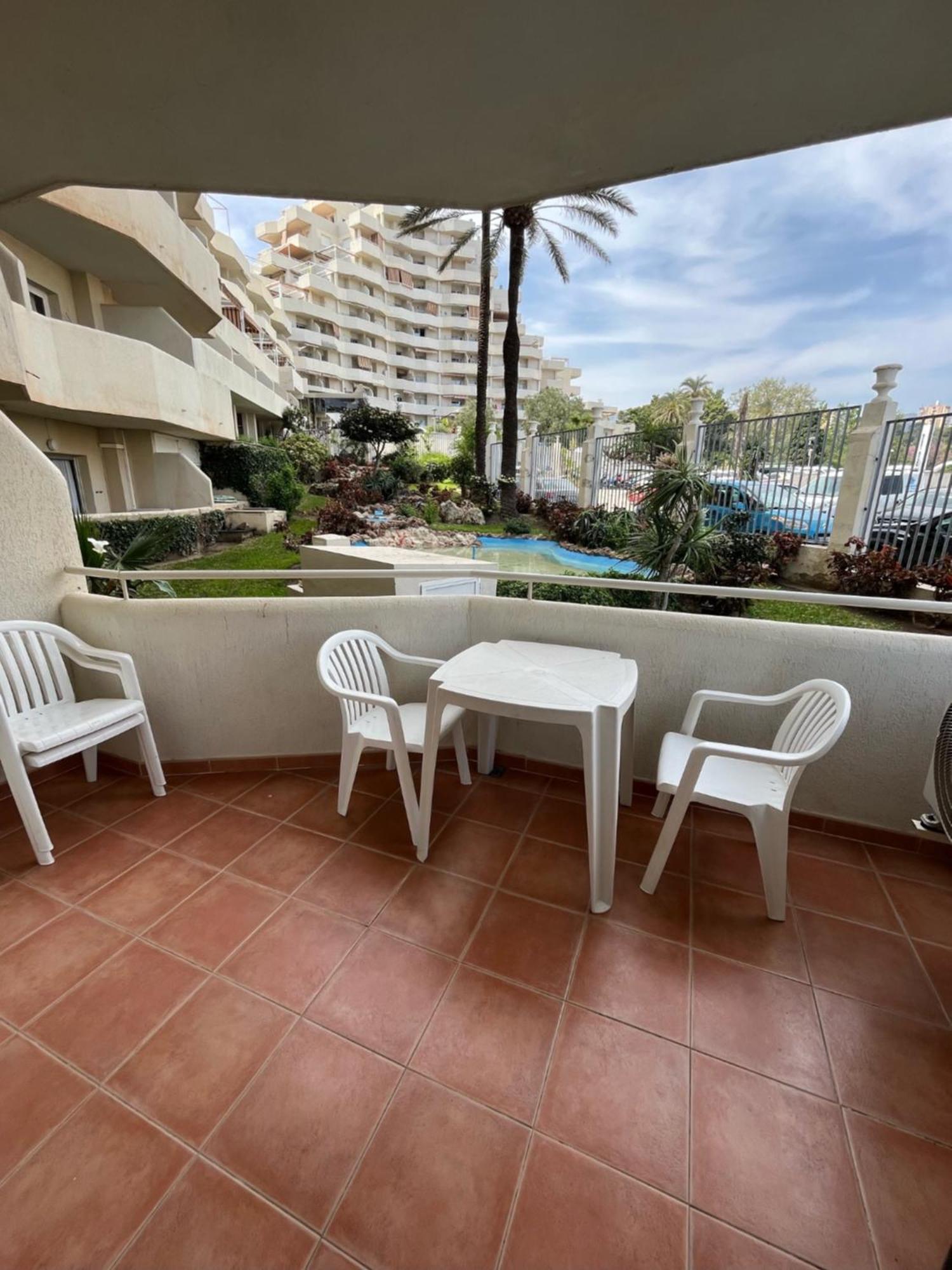 Benal Beach Vista Al Mar, Piscina Templada Benalmádena Exterior photo